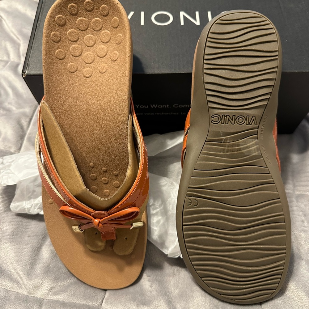 Vionic Women's Orange Sandals